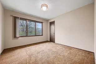 203 Belmont Ct, Apple Valley, MN 55124 - Photo 23