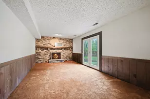 203 Belmont Ct, Apple Valley, MN 55124 - Photo 39