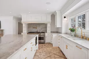 4929 E Sunnyslope Rd, Edina, MN 55424 - Photo 5