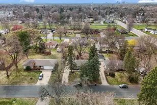 8618 Chicago Ave S, Bloomington, MN 55420 - Photo 11
