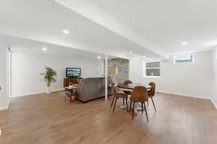8618 Chicago Ave S, Bloomington, MN 55420 - Photo 29