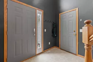 303 Bavaria Ln, Waverly, MN 55390 - Photo 5