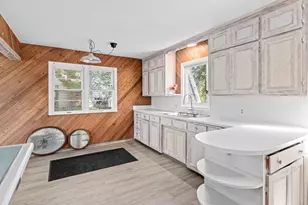 8065 Riverview Terrace NE, Fridley, MN 55432 - Photo 9