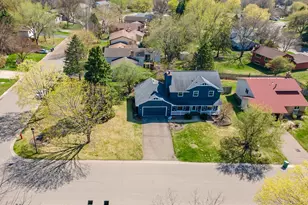 1584 Lancaster Ln, Eagan, MN 55122 - Photo 27
