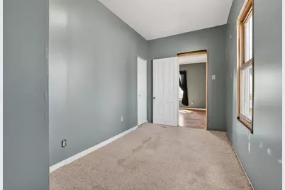 640 2nd Avenue NW, Plainview, MN 55964 - Photo 15