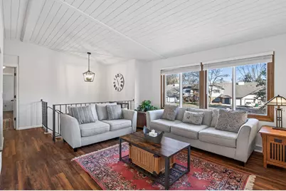 980 Greenhaven Drive, Vadnais Heights, MN 55127 - Photo 7