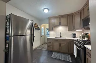 413 W Bishop St, Luverne, MN 56156 - Photo 3