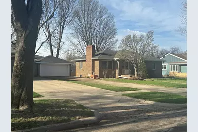 413 W Bishop Street, Luverne, MN 56156 - Photo 1