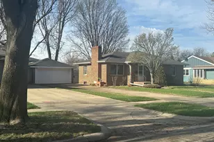 413 W Bishop St, Luverne, MN 56156 - Photo 1