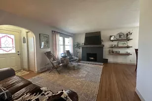 413 W Bishop St, Luverne, MN 56156 - Photo 9