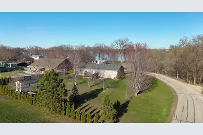 4806 22nd Street NE, Willmar, MN 56201 - Photo 3