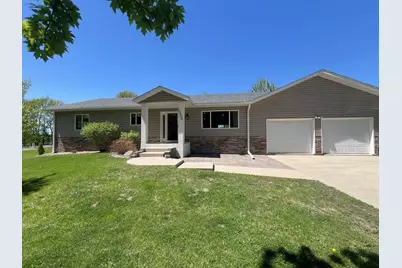 4806 22nd Street NE, Willmar, MN 56201 - Photo 1
