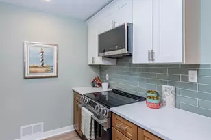 1736 Pleasant St, Saint Paul, MN 55113 - Photo 3