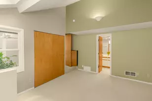 512 Laurel Ave, Saint Paul, MN 55102 - Photo 21