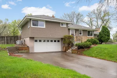 5703 Oakview Lane, Minnetonka, MN 55345 - Photo 1
