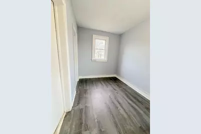 651 Ivy Avenue E, Saint Paul, MN 55106 - Photo 7