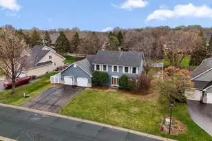 10129 Horseshoe Trail, Eden Prairie, MN 55347 - Photo 57