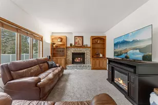 10129 Horseshoe Trail, Eden Prairie, MN 55347 - Photo 15
