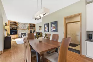 17811 Hollybrook Trail, Lakeville, MN 55044 - Photo 11