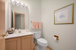 7160 Oak Pointe Curv, Bloomington, MN 55438 - Photo 29