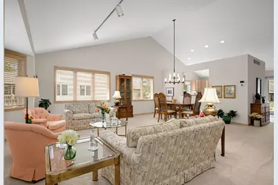 7160 Oak Pointe Curve, Bloomington, MN 55438 - Photo 13