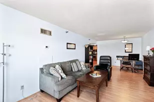 78 10th St E, Saint Paul, MN 55101 - Photo 13