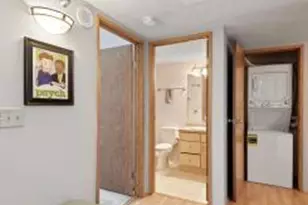 78 10th St E, Saint Paul, MN 55101 - Photo 7