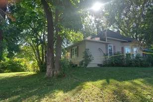 512 Park Ave, Goodhue, MN 55027 - Photo 5