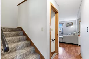 906 Galtier St, Saint Paul, MN 55117 - Photo 17