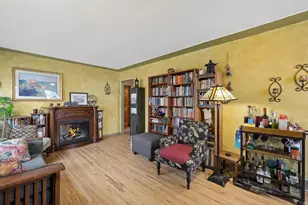 1946 Dorothea Ave, Saint Paul, MN 55116 - Photo 3