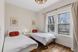 310 E 22nd St, Minneapolis, MN 55404 - Photo 25