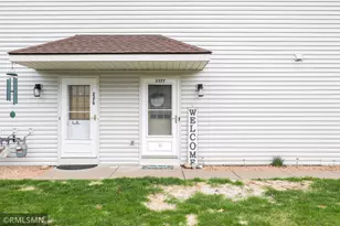 2377 Grenadier Ave N, Oakdale, MN 55128 - Photo 25
