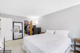 2377 Grenadier Ave N, Oakdale, MN 55128 - Photo 15