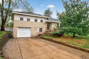 10640 Xavis St NW, Coon Rapids, MN 55433 - Photo 23