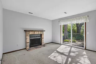 9843 Cavell Cir, Bloomington, MN 55438 - Photo 5