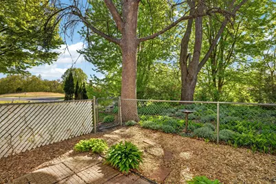 9843 Cavell Circle, Bloomington, MN 55438 - Photo 19