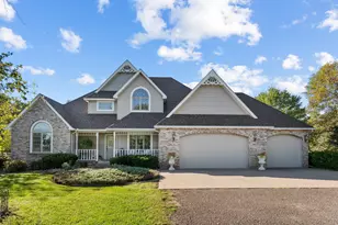 406 7th St NW, Hinckley, MN 55037 - Photo 3