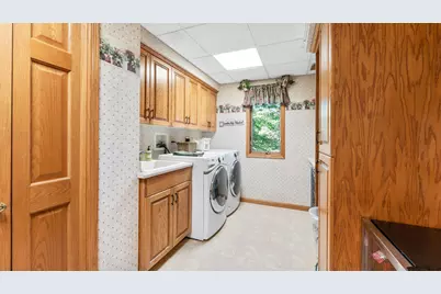 406 7th Street NW, Hinckley, MN 55037 - Photo 25