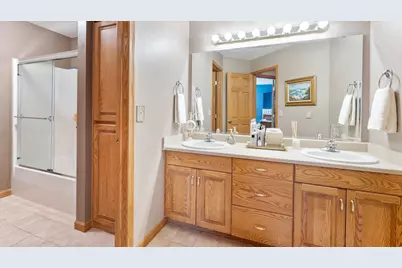 406 7th Street NW, Hinckley, MN 55037 - Photo 31