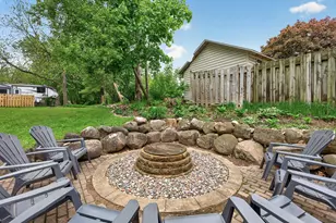 944 Mahtomedi Ave, Mahtomedi, MN 55115 - Photo 39
