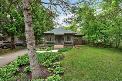 944 Mahtomedi Avenue, Mahtomedi, MN 55115 - Photo 1