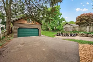 944 Mahtomedi Ave, Mahtomedi, MN 55115 - Photo 37