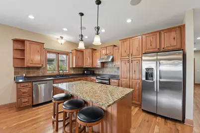 2288 Greenwood Valley Drive, River Falls, WI 54022 - Photo 13