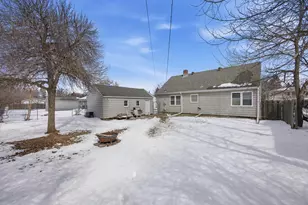 1221 5th St S, Moorhead, MN 56560 - Photo 29