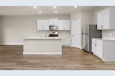 401 Florence Avenue S, Annandale, MN 55302 - Photo 7