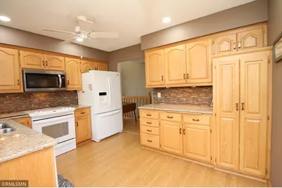 13829 85th Place N, Maple Grove, MN 55369 - Photo 7
