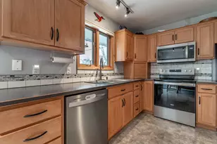 2320 10th St S, Fargo,  58103 - Photo 3