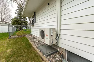 2320 10th St S, Fargo,  58103 - Photo 25