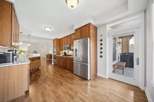 1320 Riverside Ln, Mendota Heights, MN 55118 - Photo 11