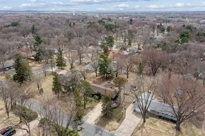 2740 Sherwood Road, Mounds View, MN 55112 - Photo 21